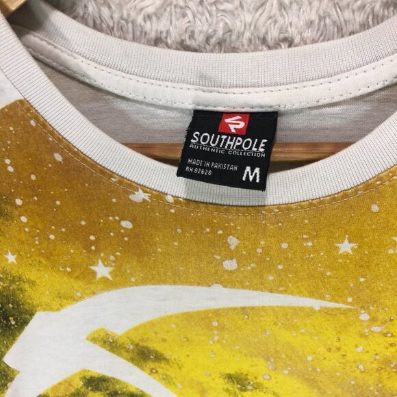 Southpole Graphic T-Shirt Astronaut USA Flag Print‎ Short Sleeve Size Medium - Picture 3 of 6